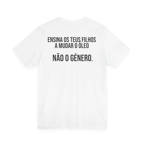 ENSINA OS TEUS FILHOS A MUDAR O ÓLEO